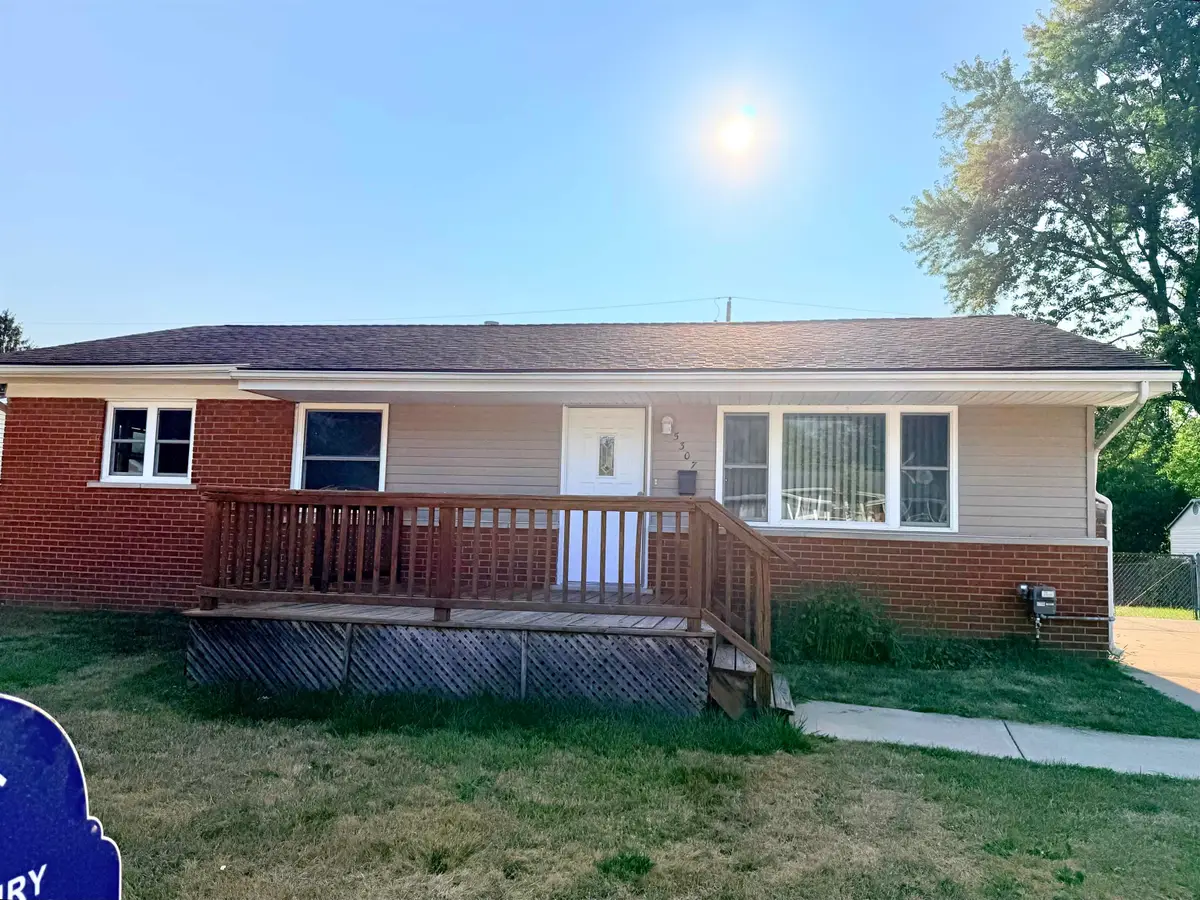 5307 Durwood DR, Swartz Creek, MI 48473 - #1