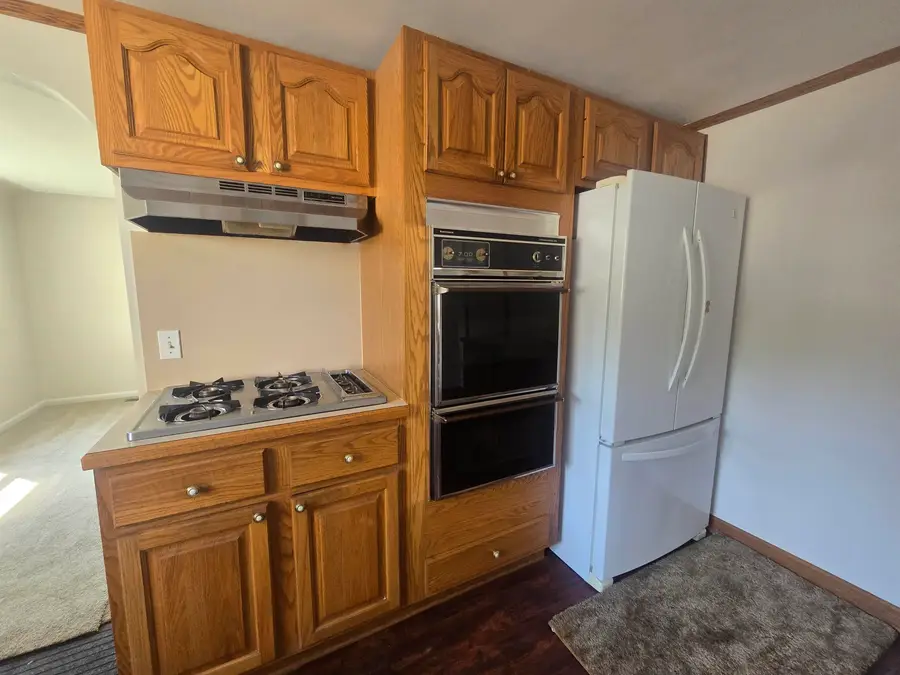 2261 Bradford DR, Grand Blanc, MI 48507 - #3