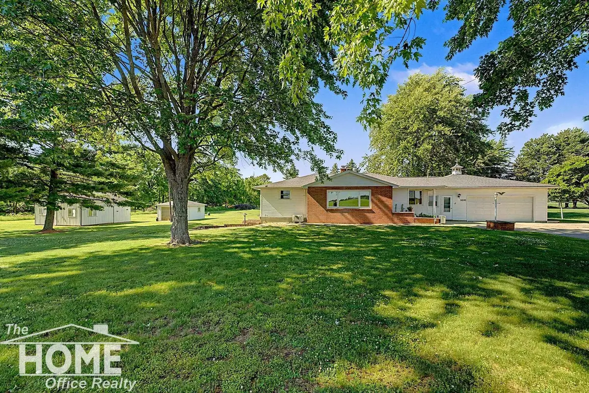 9800 Ferden RD, Chesaning, MI 48616 - #1