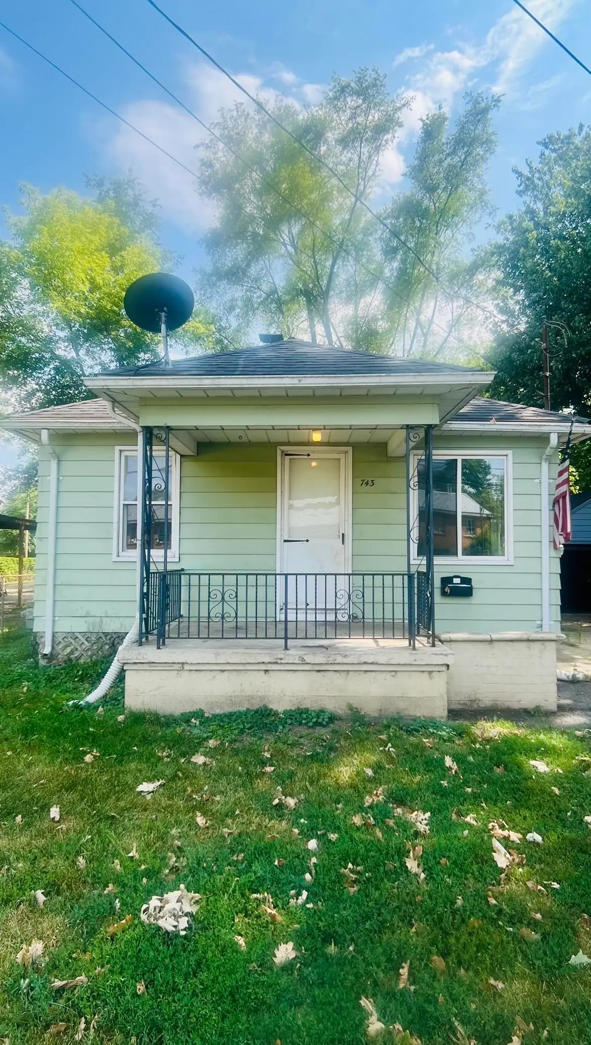 743 Nuebert RD, Flint, MI 48507 - #1