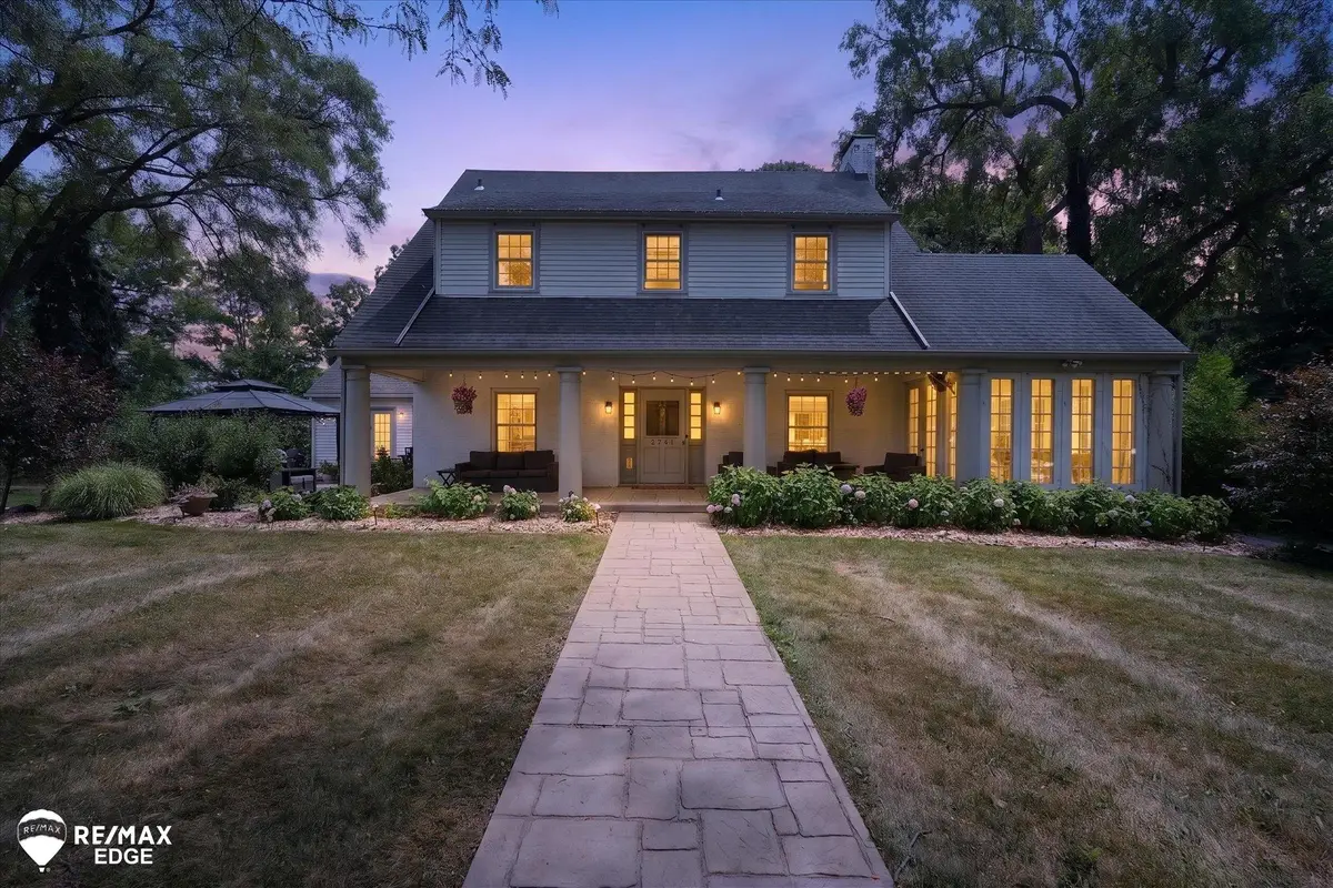 2741 Westwood PKWY, Flint, MI 48503 - #1