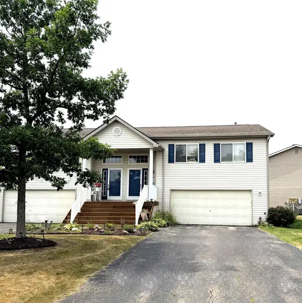 9360 Lake Park DR, GrandBlanc, MI 48439