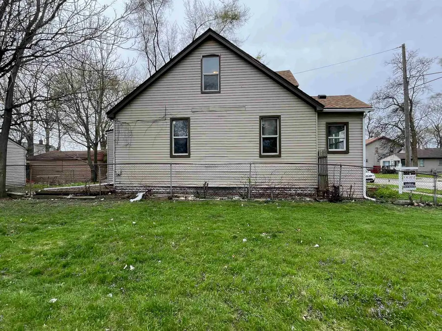8086 Jackson AVE, Warren, MI 48089 - #2