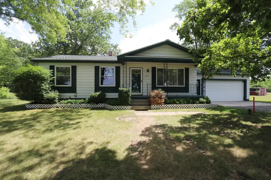 1415 S Nichols RD, Clayton, MI 48473 - #2