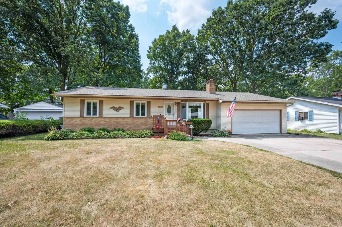 6329 Springdale BLVD, Grand Blanc, MI 48439 - #1