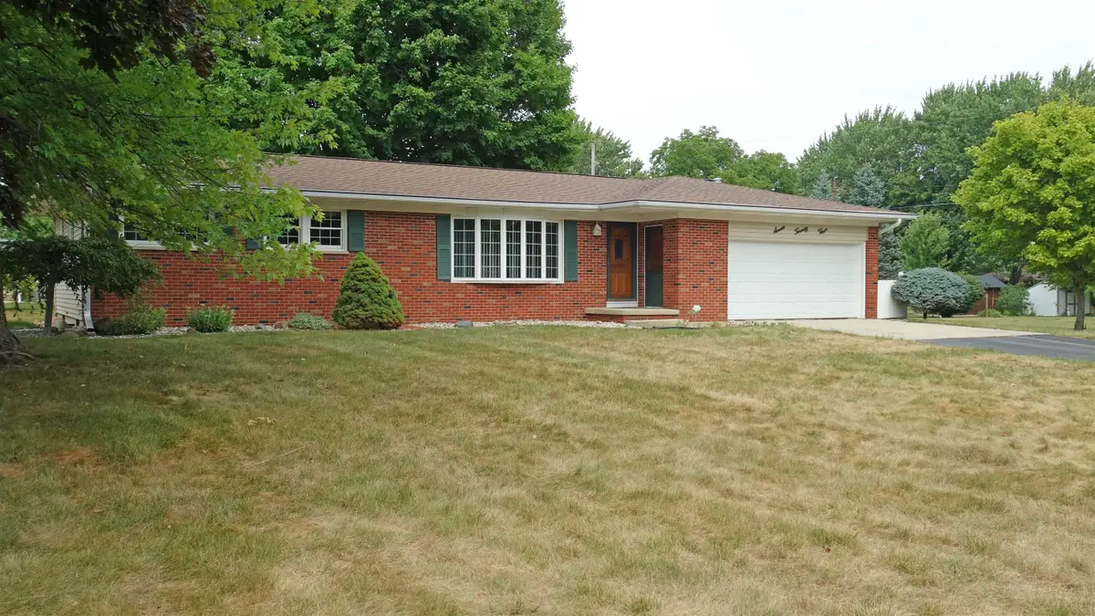 723 Sunflower DR, Chesaning, MI 48616 - #1