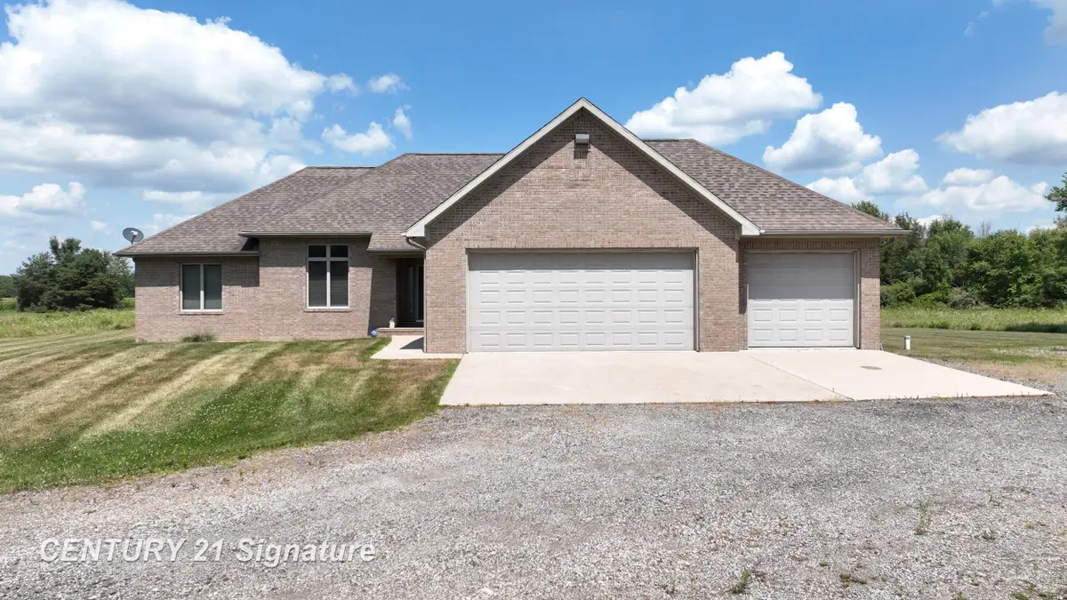 12222 Carpenter RD, Flushing, MI 48433 - #1
