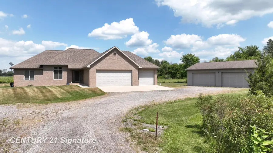 12222 Carpenter RD, Flushing, MI 48433 - #2