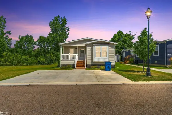 6500 Prince BLVD, Fenton, MI 48430