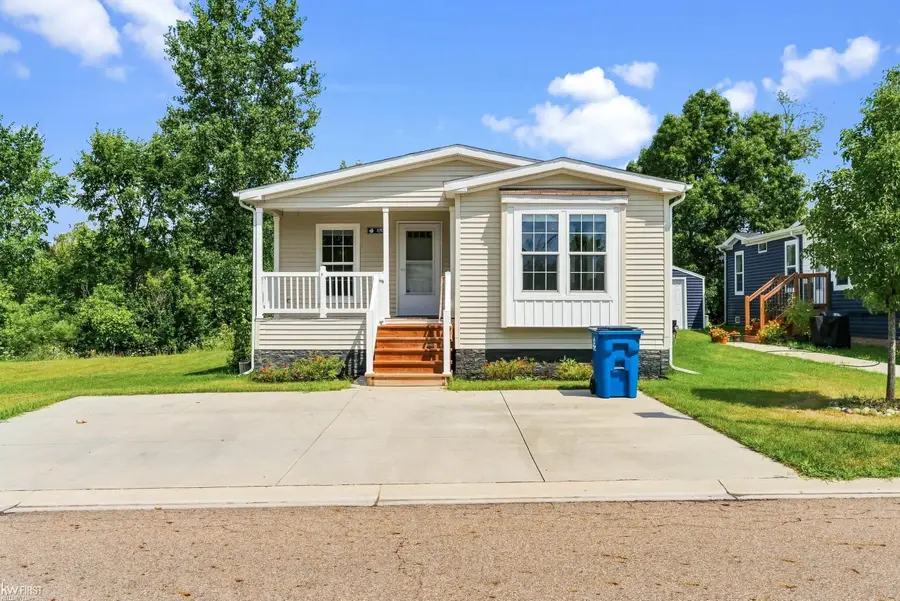 6500 Prince BLVD, Fenton, MI 48430 - #2