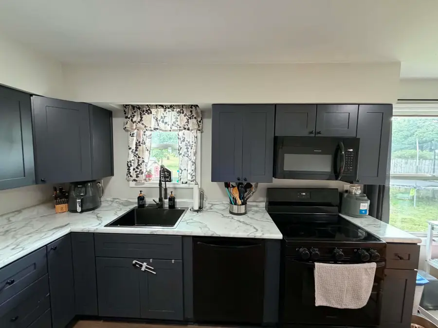 302 N Kingsley, Corunna, MI 48817 - #3