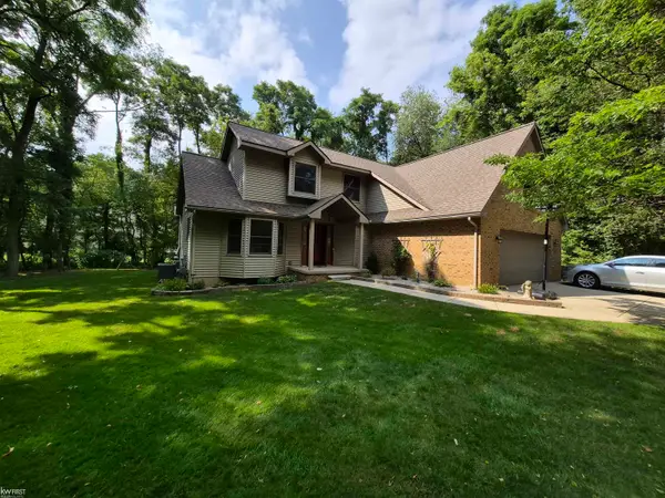 11383 Whispering Pines TRL, Fenton, MI 48430