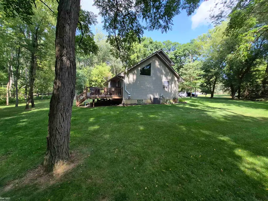 11383 Whispering Pines TRL, Fenton, MI 48430 - #2