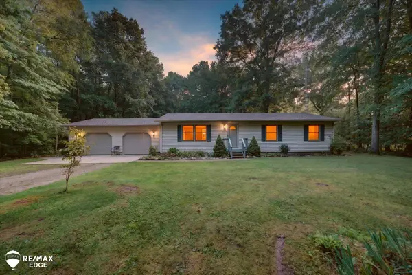 4883 Little Cedar Creek DR, Attica, MI 48412