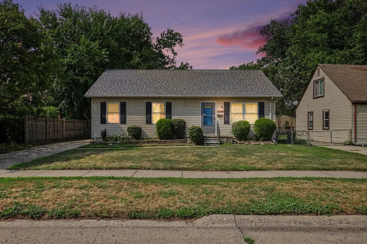 1753 E Evelyn AVE, Hazel Park, MI 48030 - #1