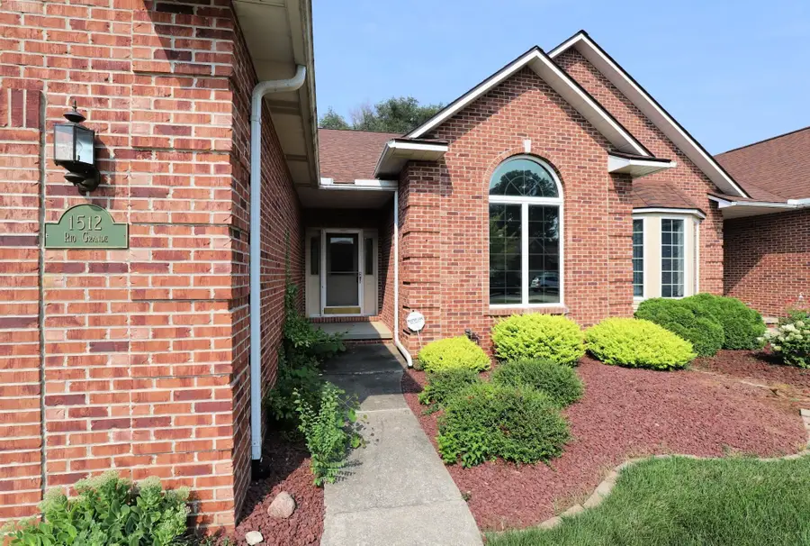 1512 Rio Grande CT, Flint, MI 48532 - #2