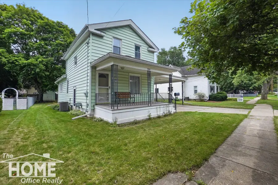1002 Adams ST, Owosso, MI 48867 - #2