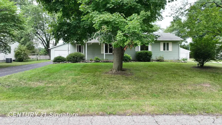 1368 Winfield DR, Clayton, MI 48473 - #2
