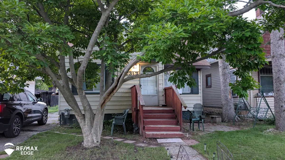 2317 Dakota AVE, Flint, MI 48506 - #1