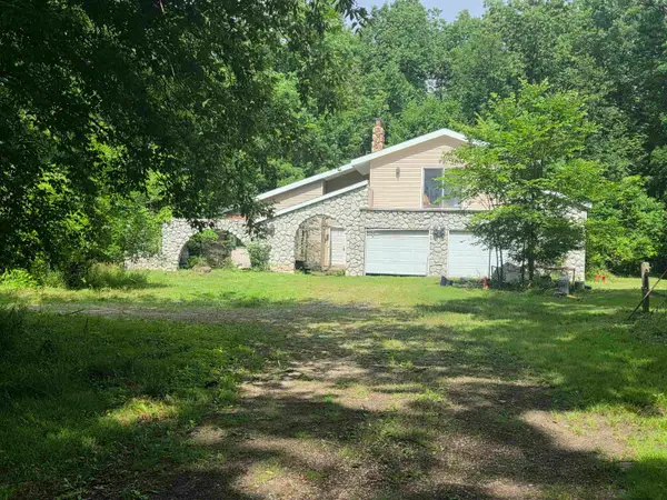5193 Vassar RD, GrandBlanc, MI 48439