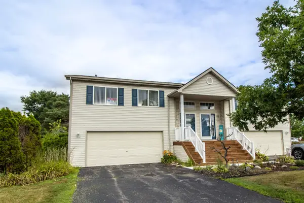 9362 Lake Park DR, GrandBlanc, MI 48439