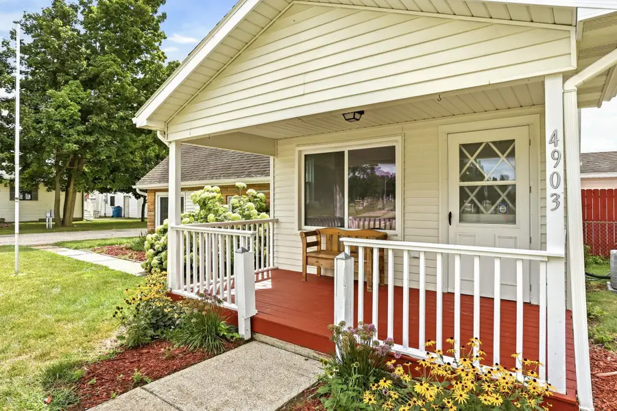 4903 Main ST, Millington, MI 48746 - #3