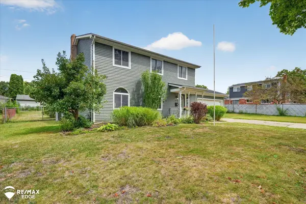 310 Delzingro DR, Davison, MI 48423