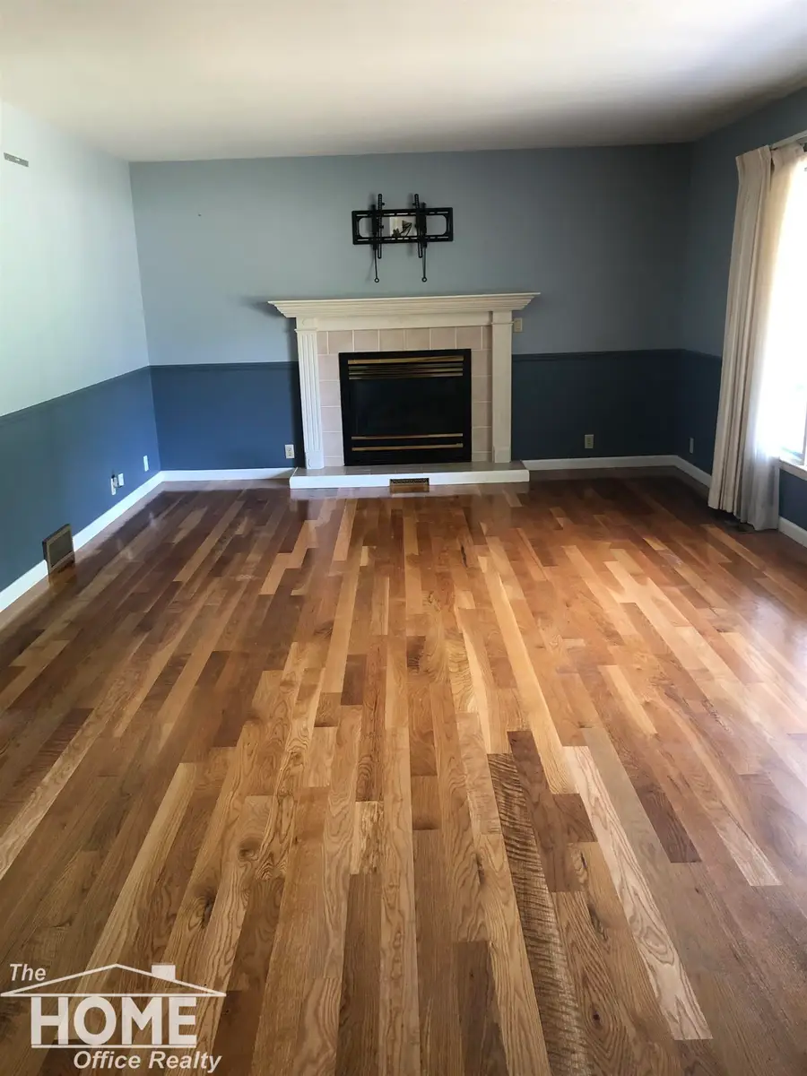 2046 Inglewood TER, Owosso, MI 48867 - #3