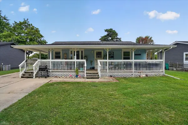 1301 N Gould ST, Owosso, MI 48867