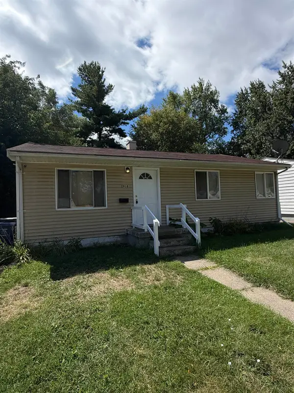 2918 Wyoming AVE, Flint, MI 48506