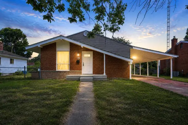 817 Dell  AVE, Flint, MI 48507