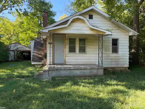 1051 W Yale AVE, Flint, MI 48505