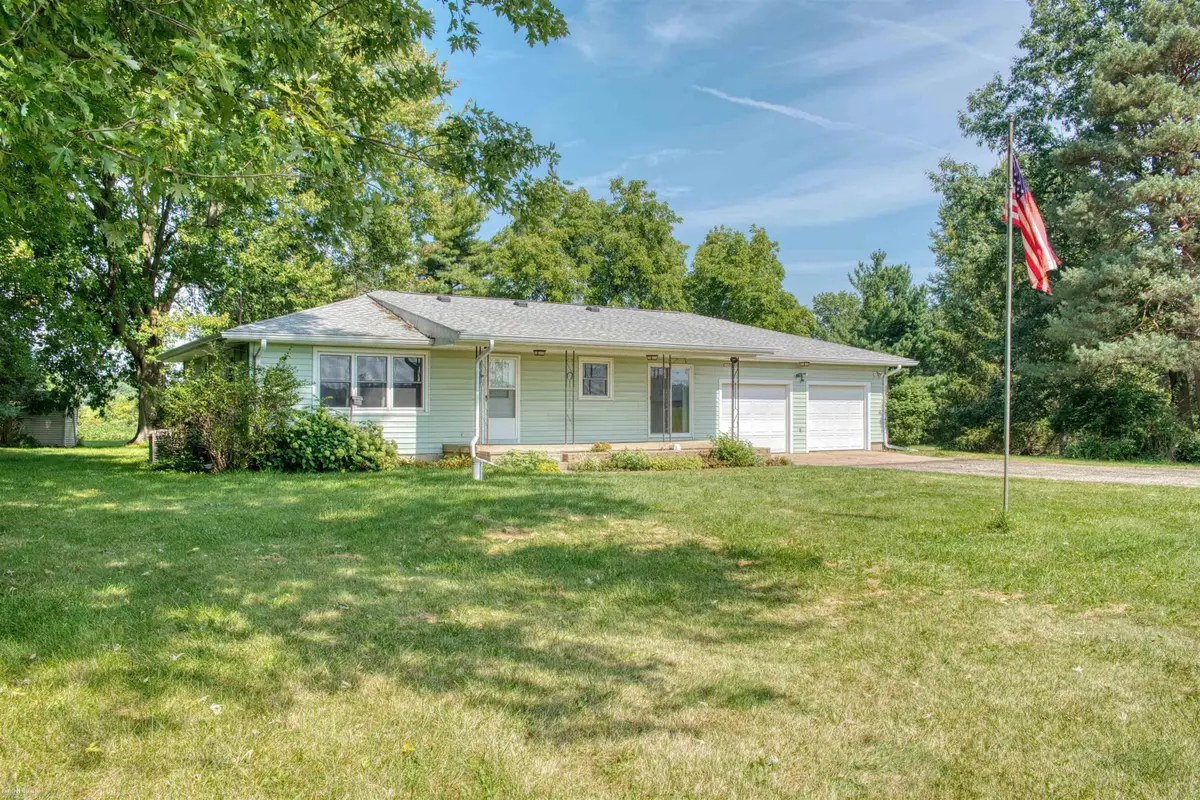 2470 Lyons RD, Owosso, MI 48867 - #1