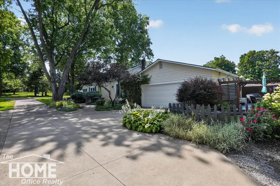 111 E State ST, Vernon, MI 48476 - #3