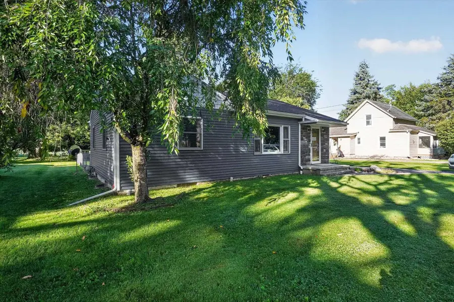 616 E Grand River RD, Laingsburg, MI 48848 - #2