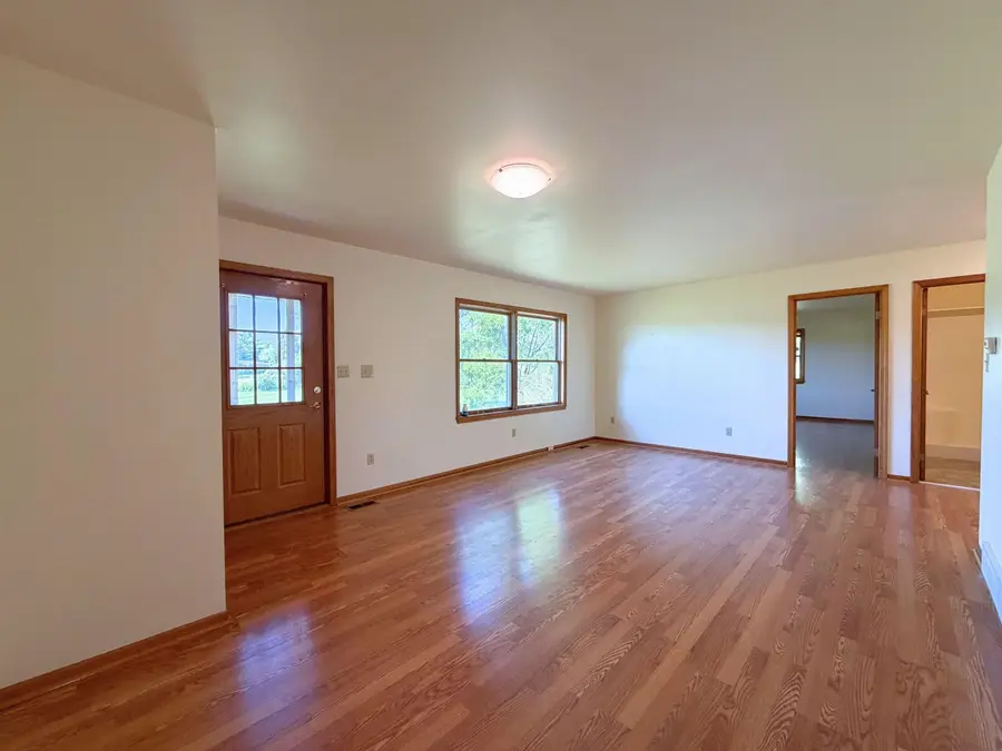 1496 W Dodge RD, Clio, MI 48420 - #2
