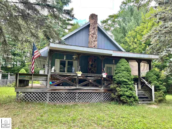 1741 Columbine ST, EastTawas, MI 48730
