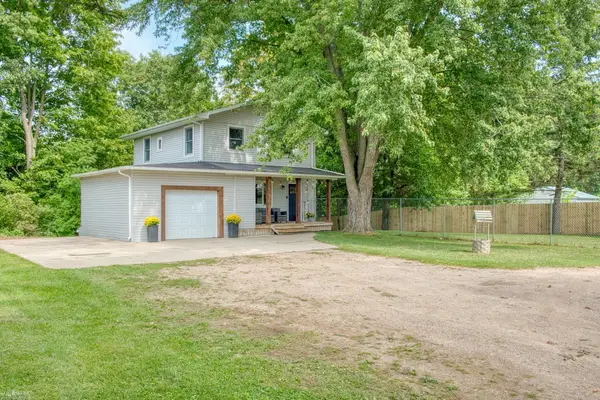 280 W Henderson RD, Owosso, MI 48867