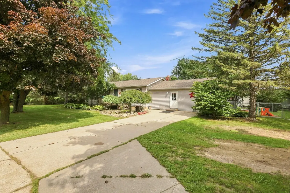 4621 Hurds Corner RD, Mayville, MI 48744 - #1