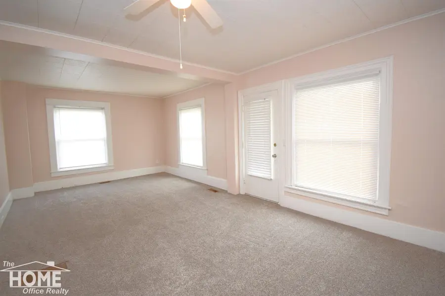 706 Corunna AVE, Owosso, MI 48867 - #3