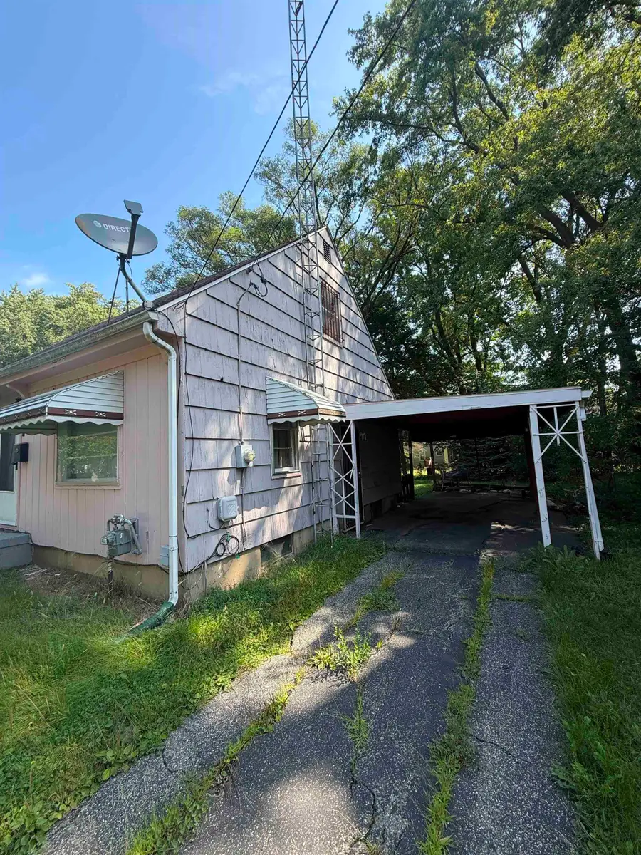 4102 Lawndale AVE, Flint, MI 48504 - #3