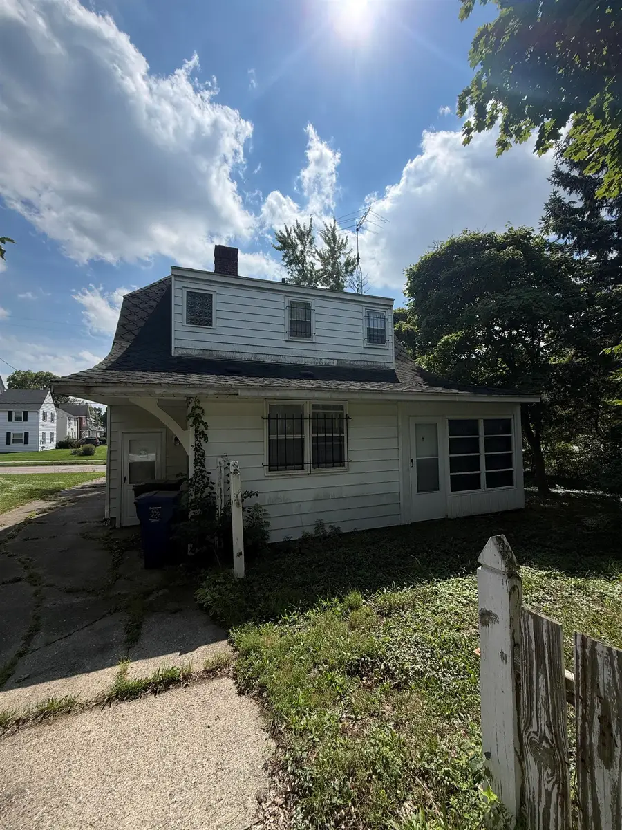 2222 Cumings, Flint, MI 48503 - #2