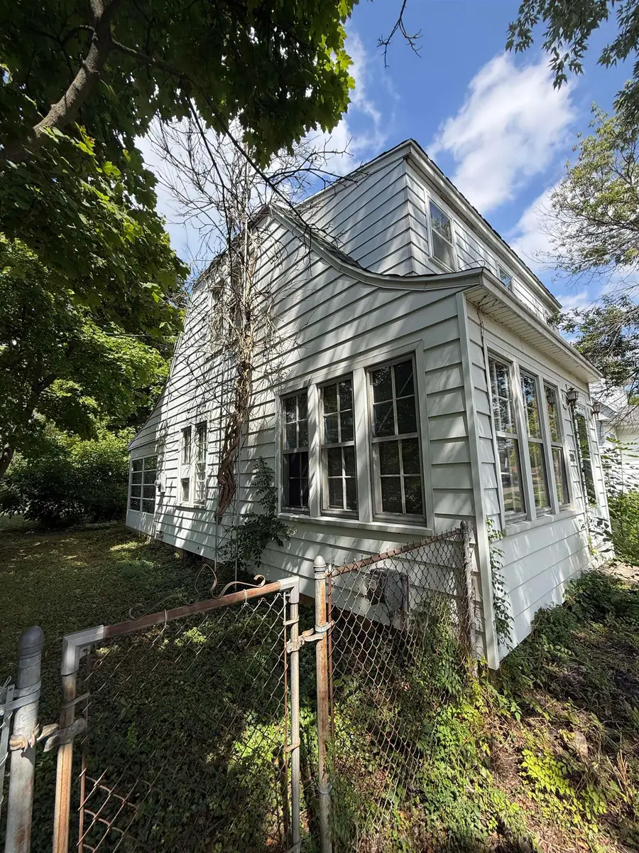 2222 Cumings, Flint, MI 48503 - #3