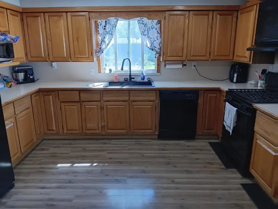 14053 Elms RD, Montrose, MI 48457 - #2