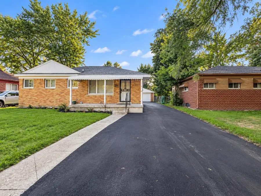 5413 Fleming RD, Flint, MI 48504 - #2