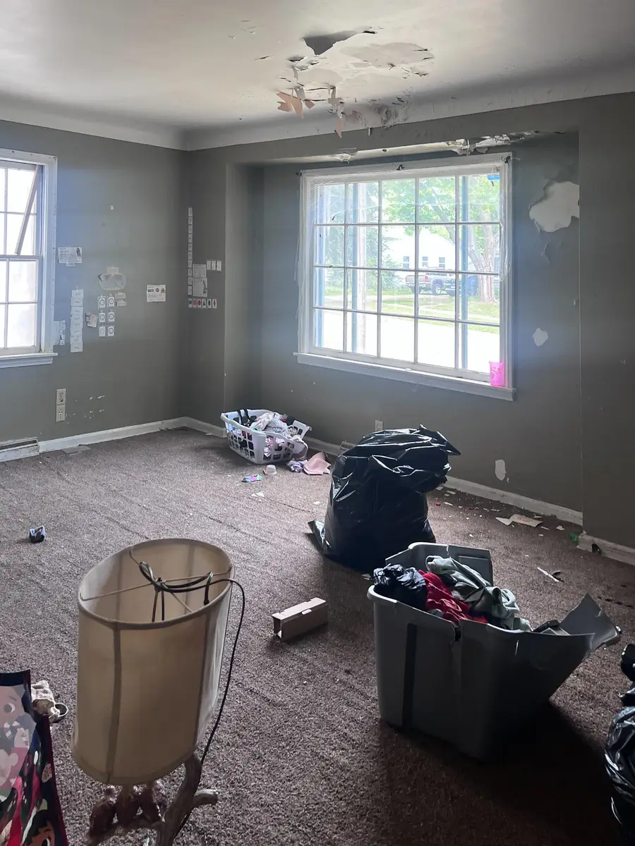 4530 Milton DR, Flint, MI 48507 - #2