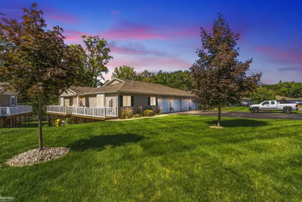 9472 Timber Ridge DR, GrandBlanc, MI 48439