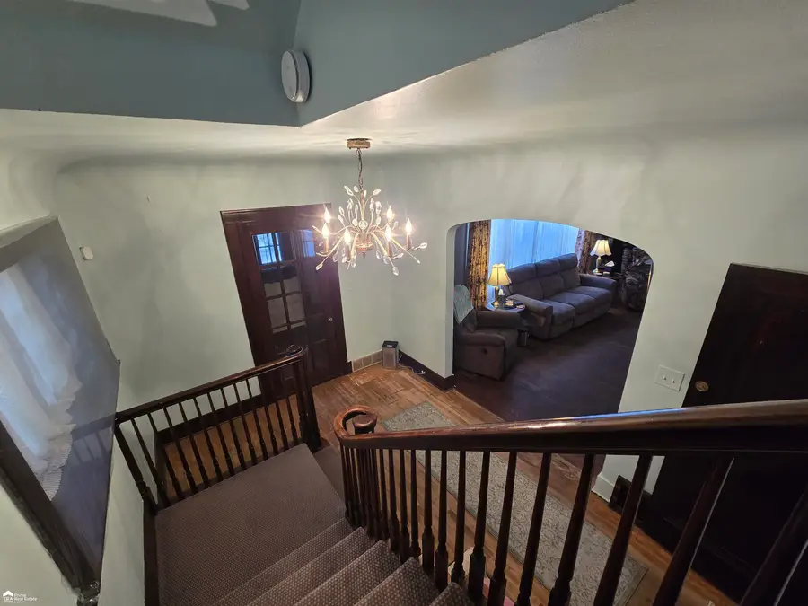 5303 Dixie HWY, Saginaw, MI 48601 - #3