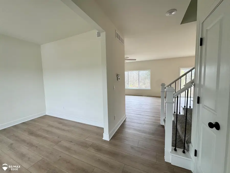 8311 Peninsula  CIR, Mundy, MI 48439 - #3