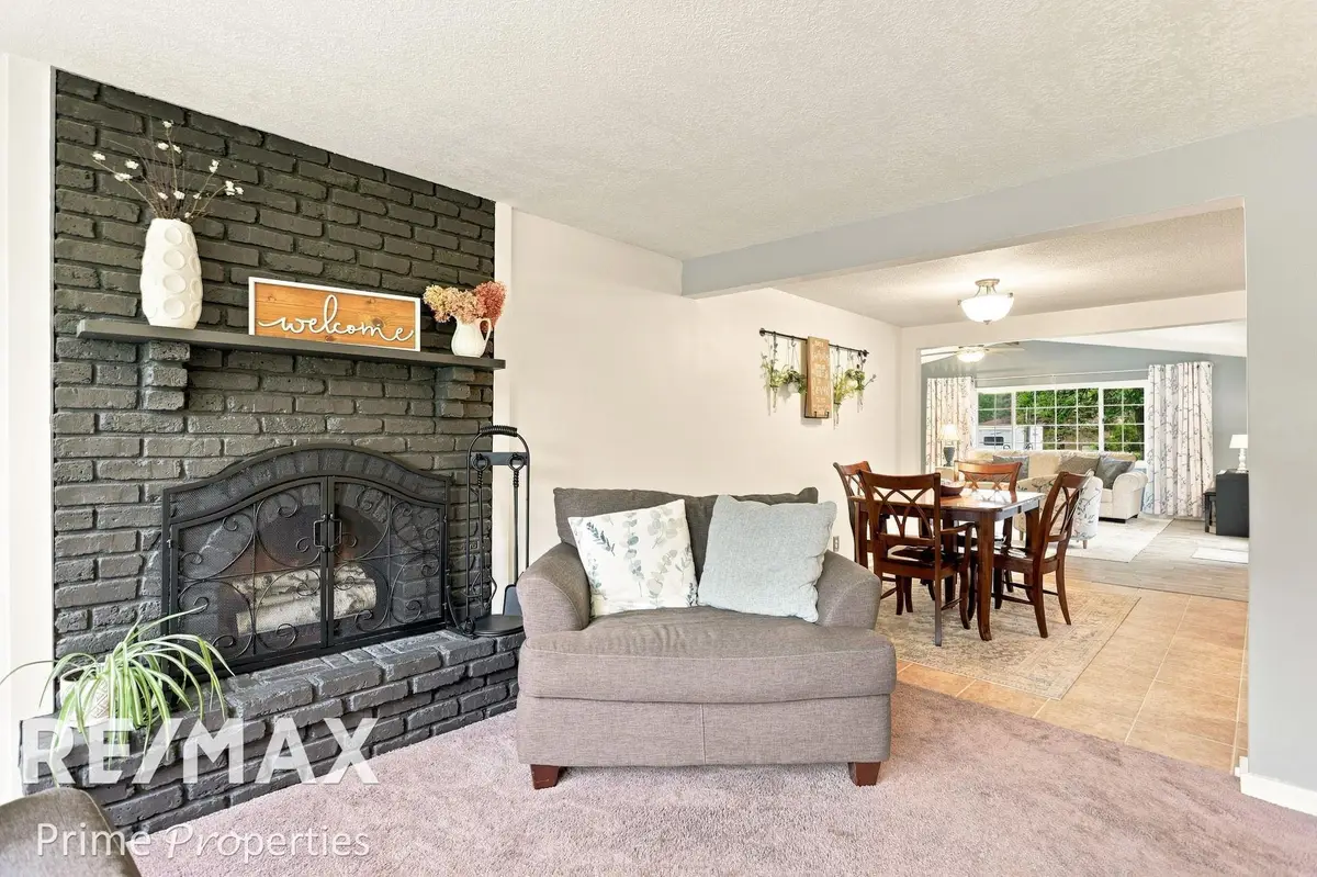 4799 Byron DR, Vassar, MI 48768 - #1